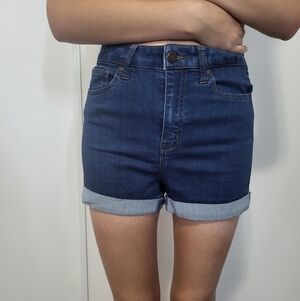 GUESS shorts